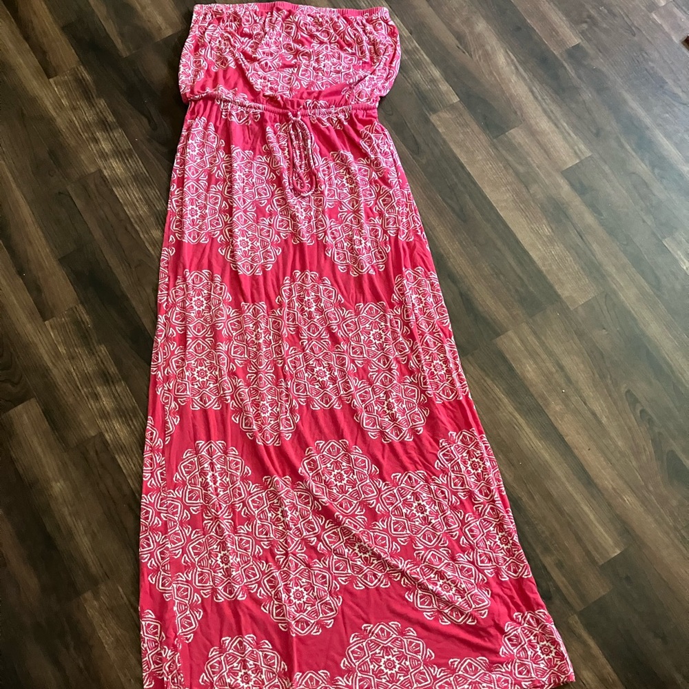 Pink maxi strapless dress